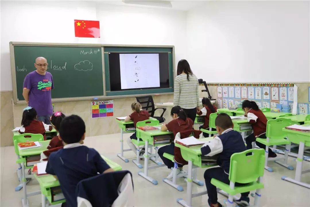 雙語學校如何優(yōu)化學生的學習體驗