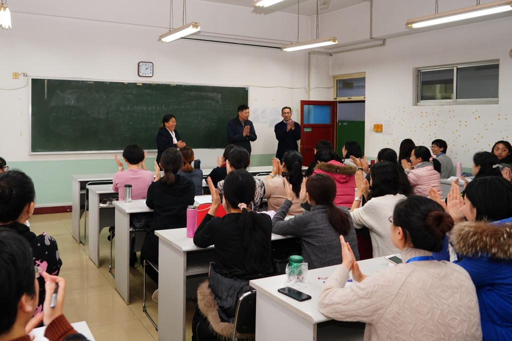 提高雙語學(xué)校教師教學(xué)能力的方法與策略