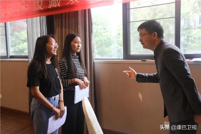 雙語學(xué)校如何培養(yǎng)學(xué)生的學(xué)術(shù)表達能力