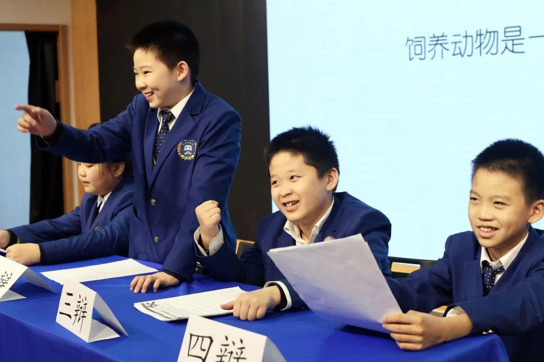 雙語教學(xué)如何培養(yǎng)學(xué)生的演講與辯論能力
