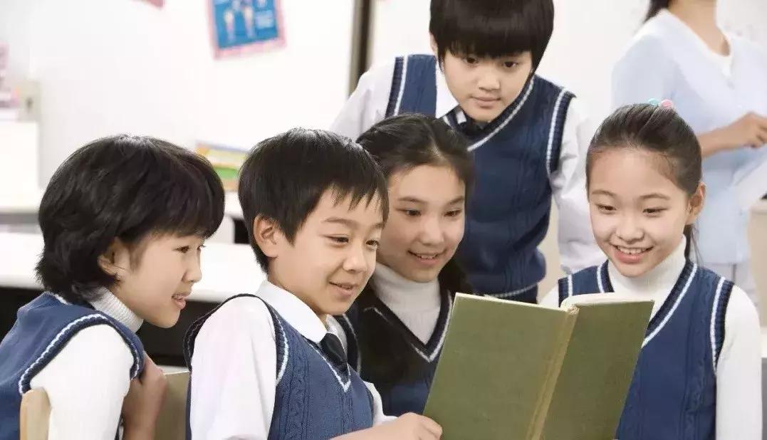 雙語教學(xué)如何培養(yǎng)學(xué)生的演講與辯論能力