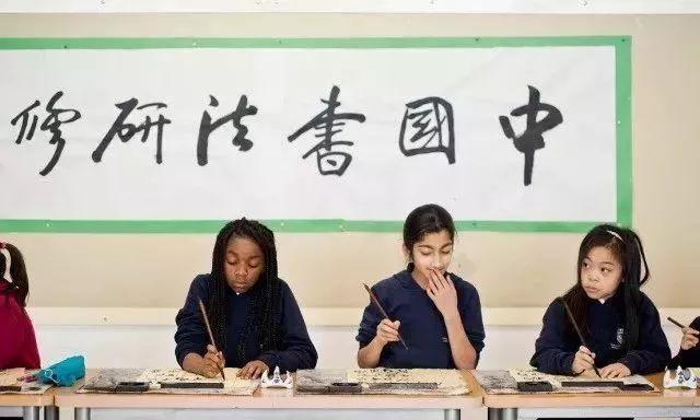 如何優(yōu)化雙語(yǔ)學(xué)校的閱讀課程