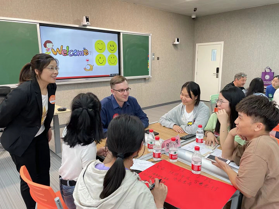 雙語教學(xué)如何增強(qiáng)學(xué)生的跨文化交際能力