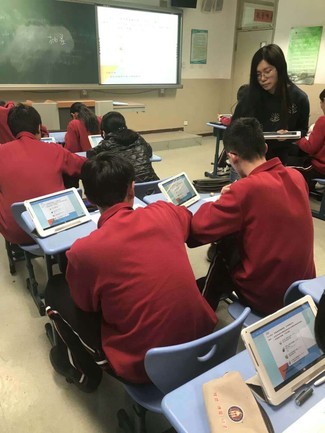 如何優(yōu)化雙語課堂的學(xué)生課堂參與度