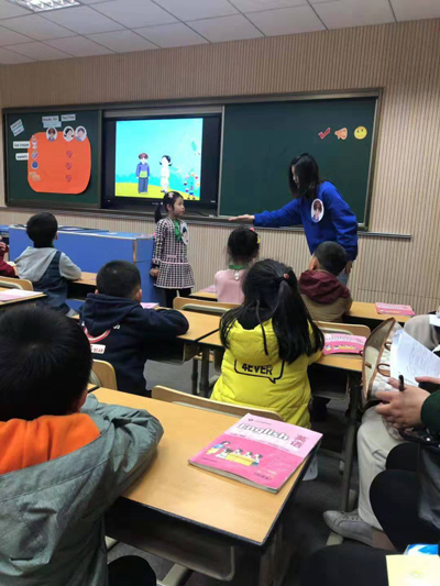 如何在雙語課堂中提高學(xué)生的語言遷移能力