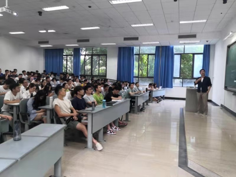如何優(yōu)化雙語學(xué)校的學(xué)科整合教學(xué)