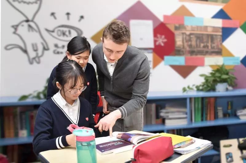如何在雙語課堂中提升學(xué)生的跨學(xué)科能力
