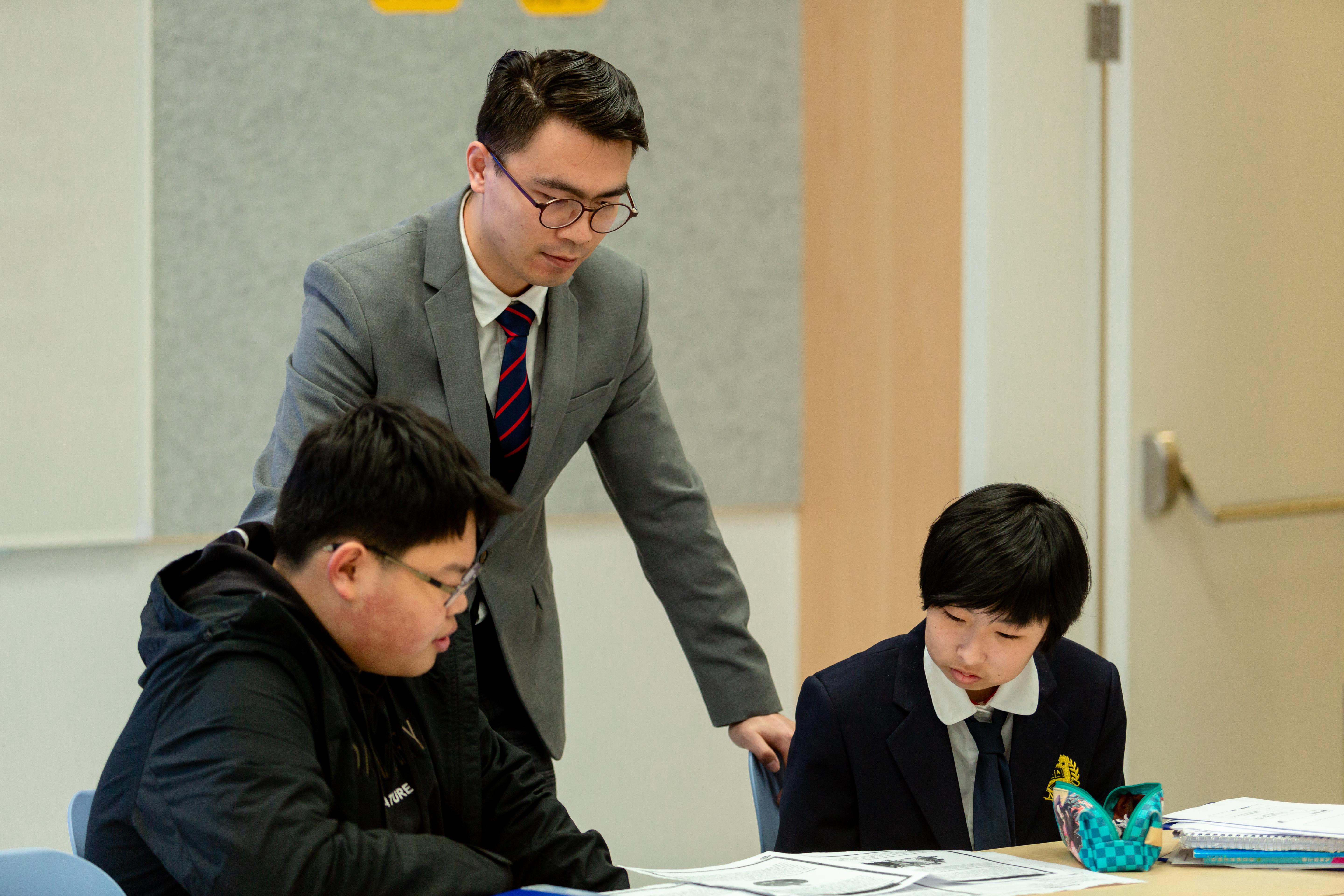 如何建立雙語學校的教師教學評估體系