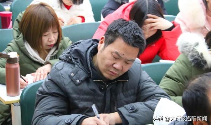 教師培訓助力提升雙語教學質量之道