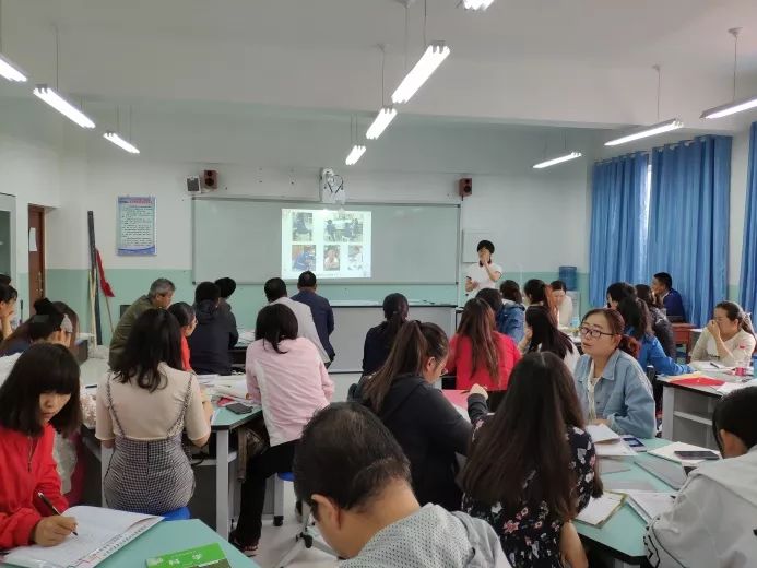 如何通過教育科技提升教師的教學(xué)能力