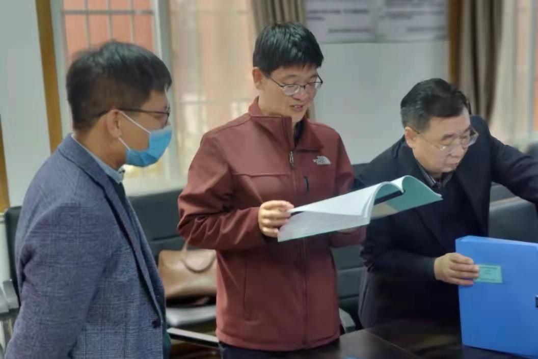 如何通過學(xué)生反饋促進教師的成長