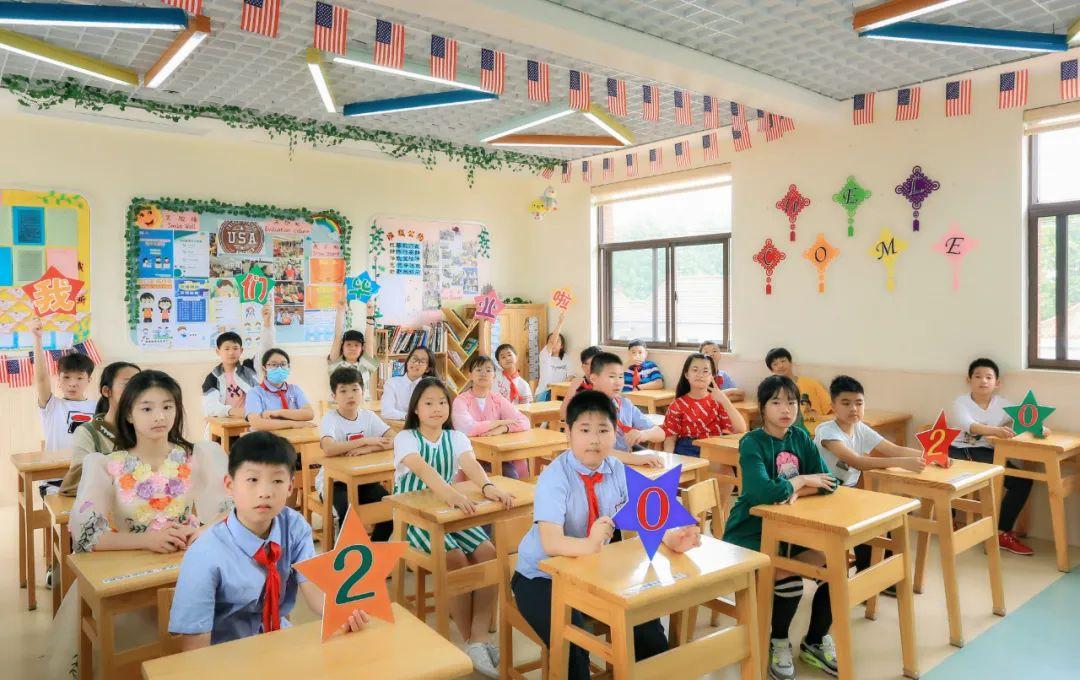 雙語教師如何通過跨學科合作提升教學質量