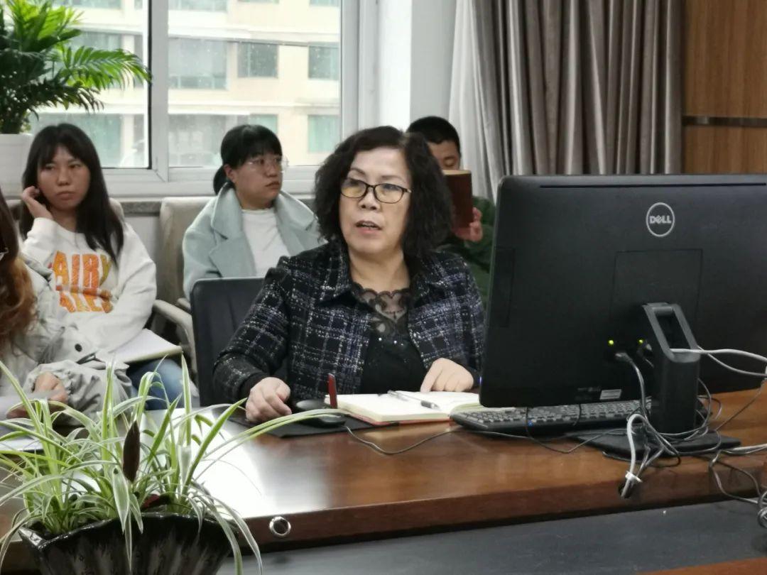 教師如何利用學(xué)習(xí)分析技術(shù)優(yōu)化教學(xué)策略