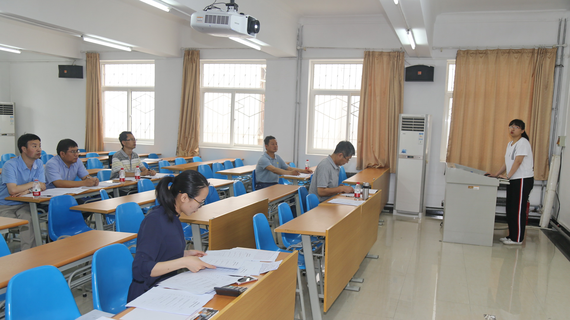 學生創(chuàng)新能力培養(yǎng)與科研活動的深度融合