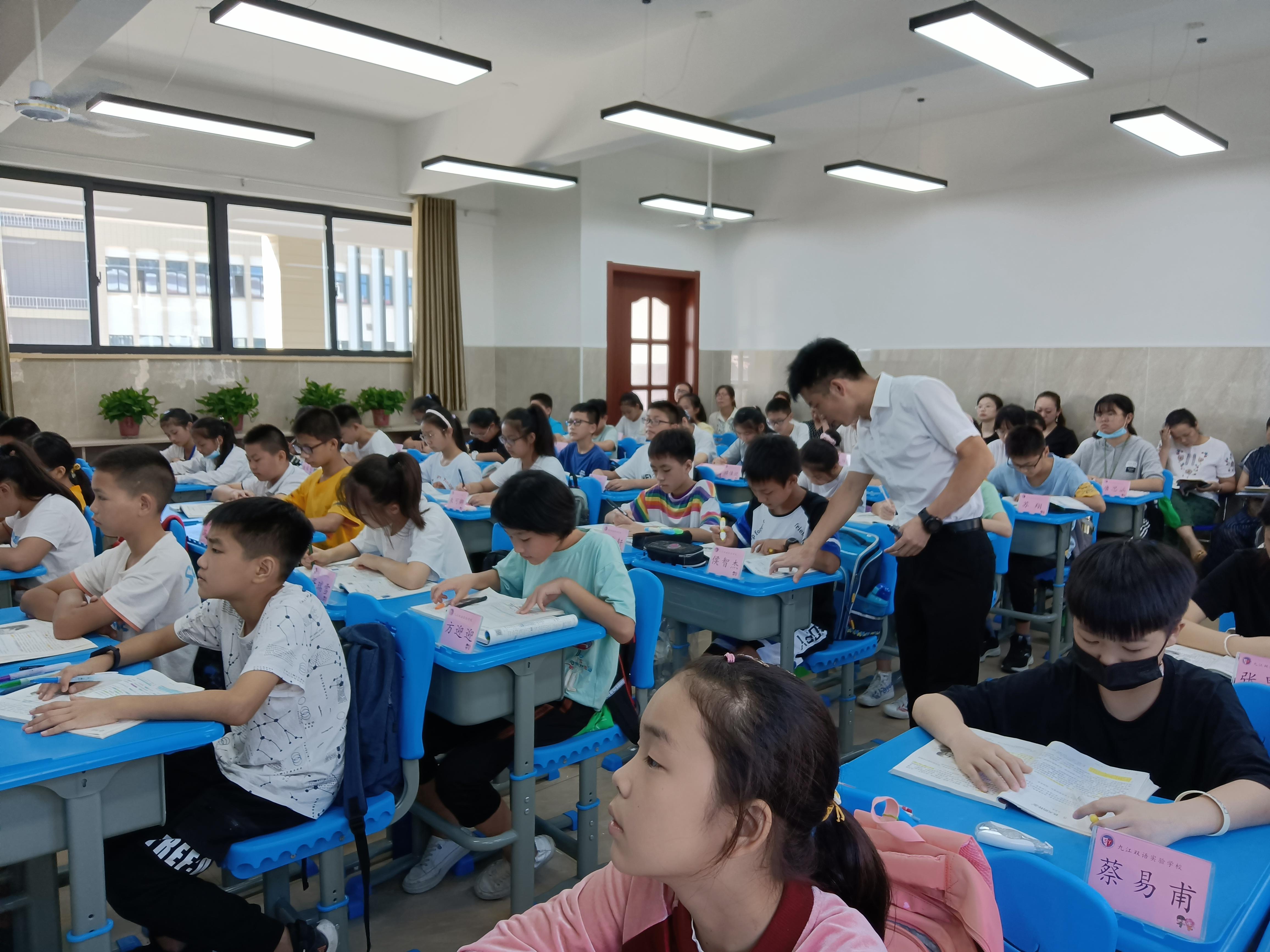雙語學校如何搭建教師跨學科合作的平臺