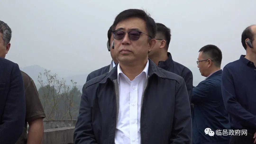 雙語教師如何通過跨文化協(xié)作提升教學(xué)水平