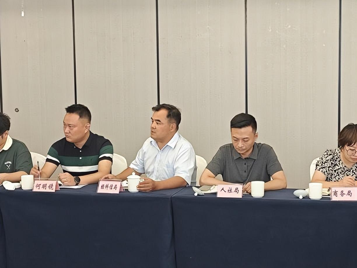 教師團隊協(xié)商共創(chuàng)一致教學(xué)目標的策略與路徑