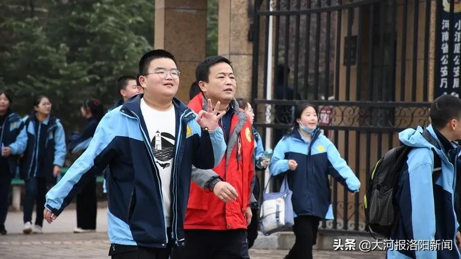 孟津雙語(yǔ)學(xué)校小學(xué)教材概覽及特色解析