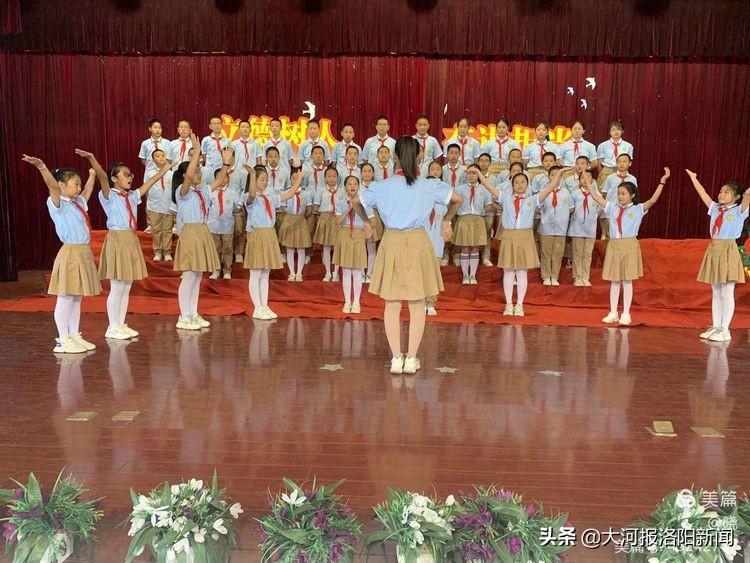 孟津雙語學校27班的獨特風采