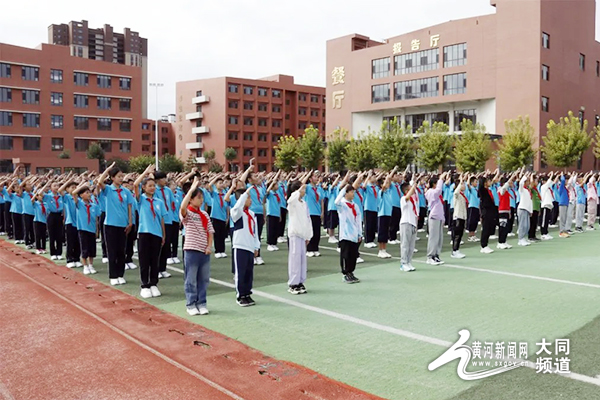 孟津雙語學(xué)校之星陳璐璐，閃耀的校園之星