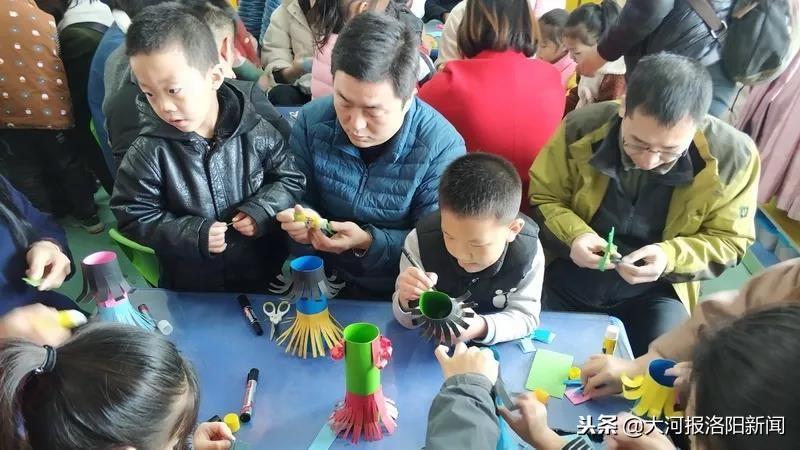 孟津雙語學(xué)校廣播體操，活力青春的絢麗展現(xiàn)