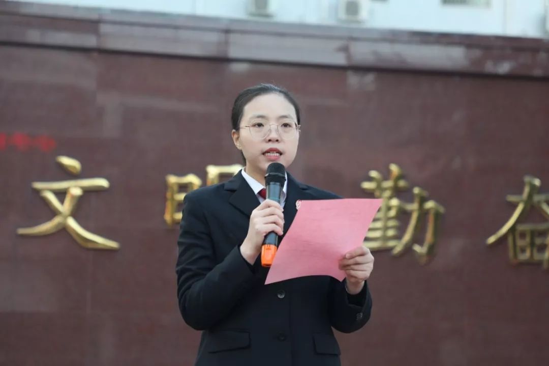 孟津雙語學(xué)校杰出校友——周苗苗簡(jiǎn)介