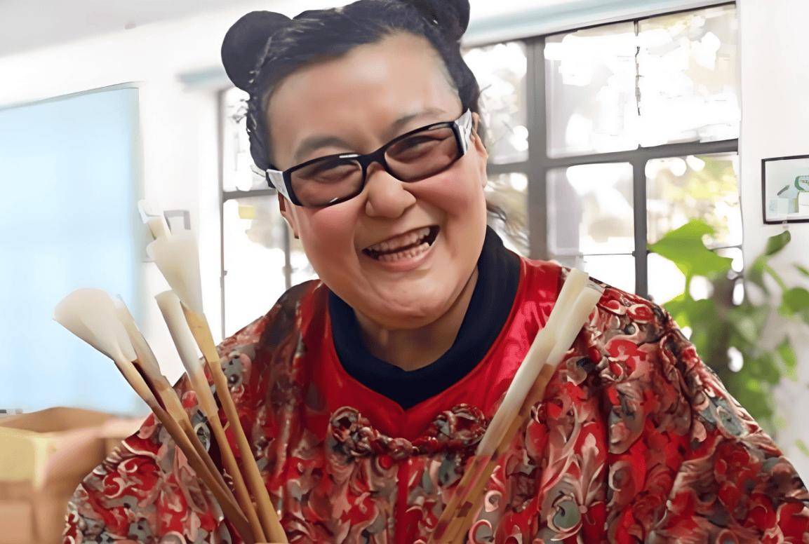 孟津雙語學(xué)校校友謝晶晶的勵志人生與輝煌成就