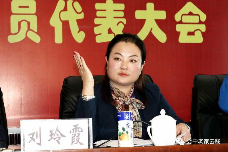 孟津雙語學(xué)校中的劉玲霞，教育之光