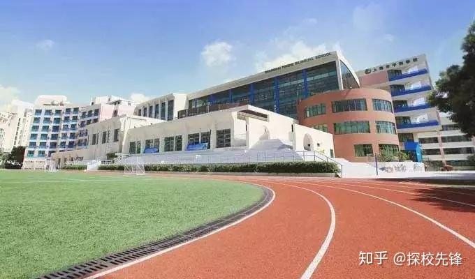 孟津雙語(yǔ)學(xué)校高綠梅，教育之光閃耀校園