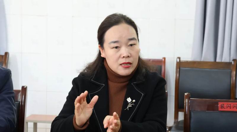 孟津雙語學(xué)校之光，賈曉瑞的財(cái)富與成就