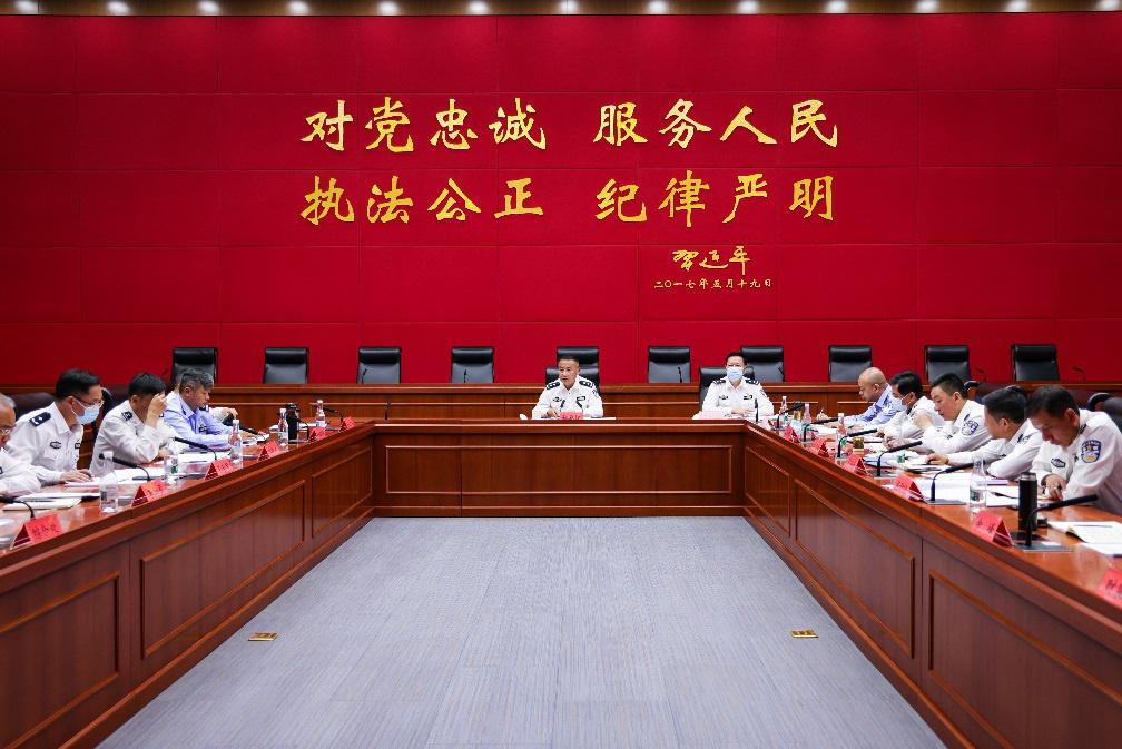 我校組織參加全省學(xué)校安全工作會(huì)議并專題部署，筑牢校園安全防線