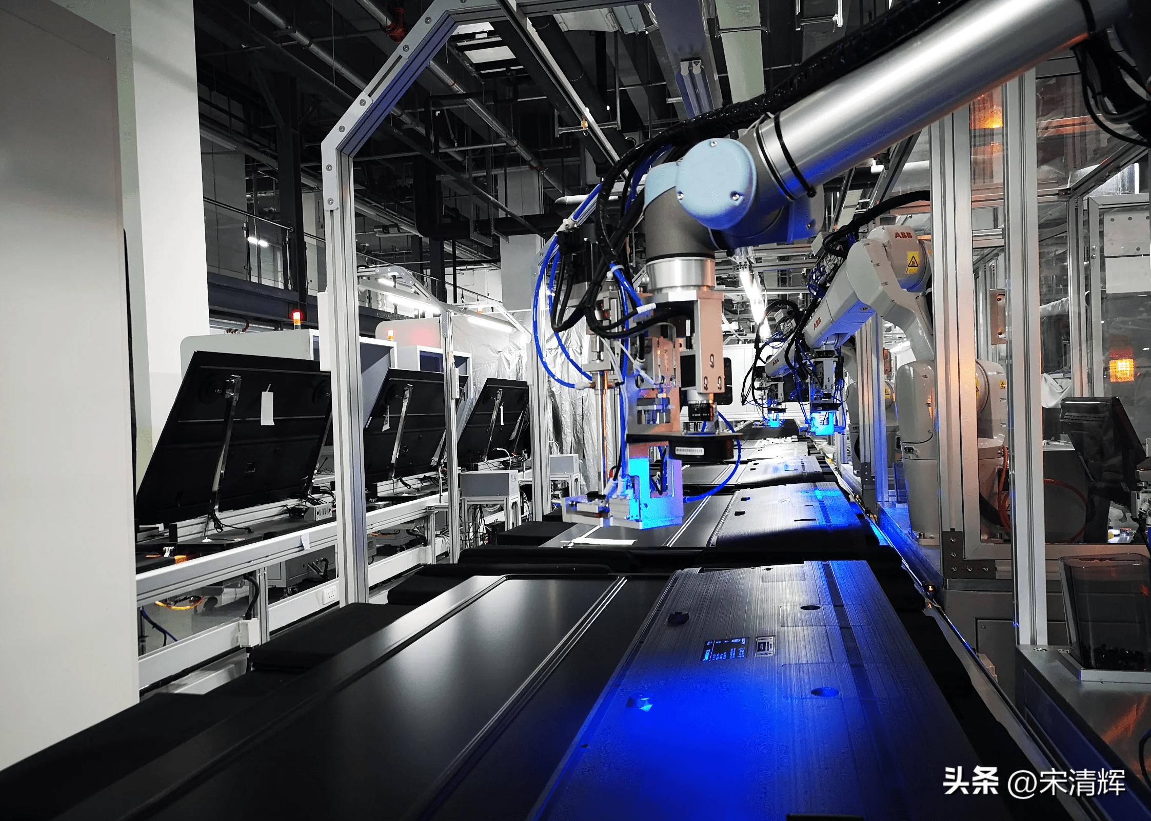 山東省第十七屆職業(yè)院校技能大賽高職組5G組網(wǎng)與運(yùn)維賽項(xiàng)，學(xué)校榮獲三等獎(jiǎng)的榮耀時(shí)刻