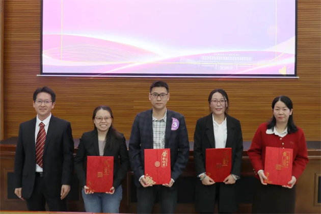 喜訊，我校在大學(xué)生思政課堂E起學(xué)活動(dòng)中榮獲優(yōu)秀組織榮譽(yù)