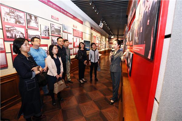 山東開放大學(xué)與我校攜手開展主題黨日教育活動(dòng)，共筑黨建新篇章，深化交流合作