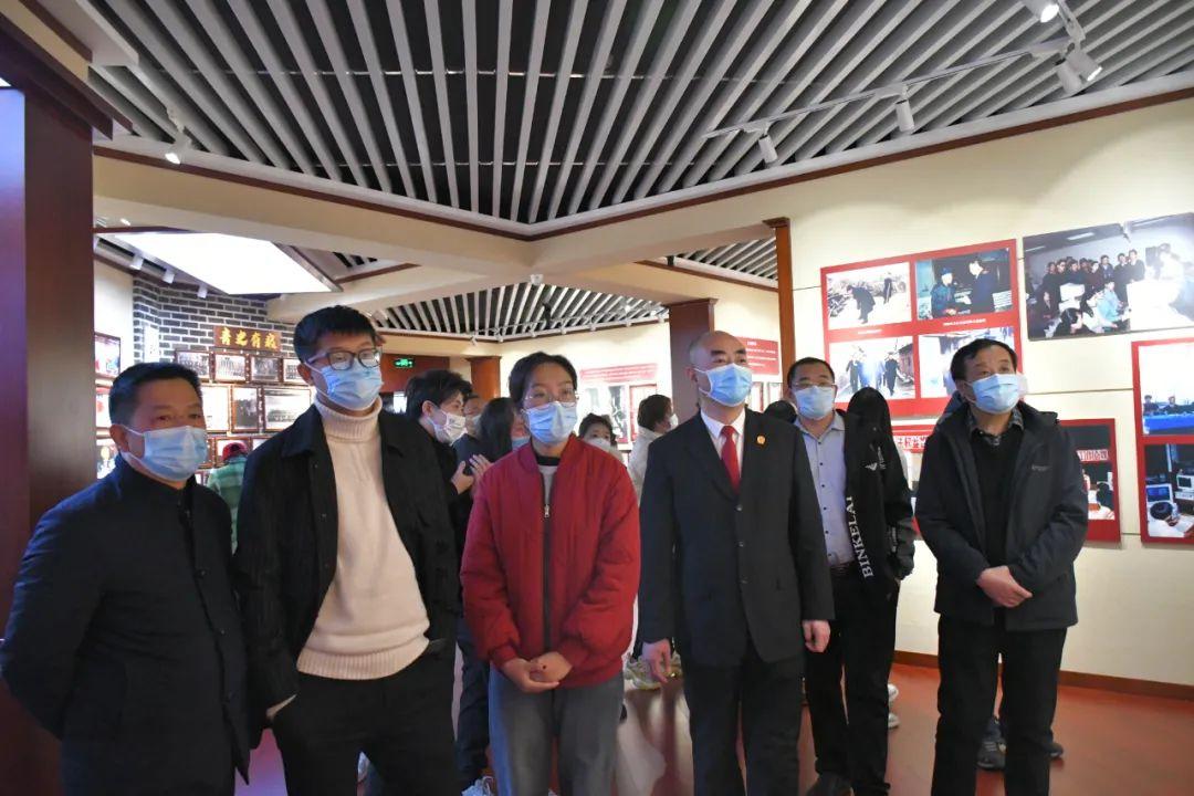 山東開放大學與我校聯(lián)合開展主題黨日教育活動，深化交流，共筑黨建新篇章