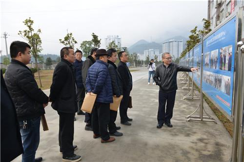 崔耕虎赴巫溪職教中心考察交流，共謀深化合作發(fā)展之路