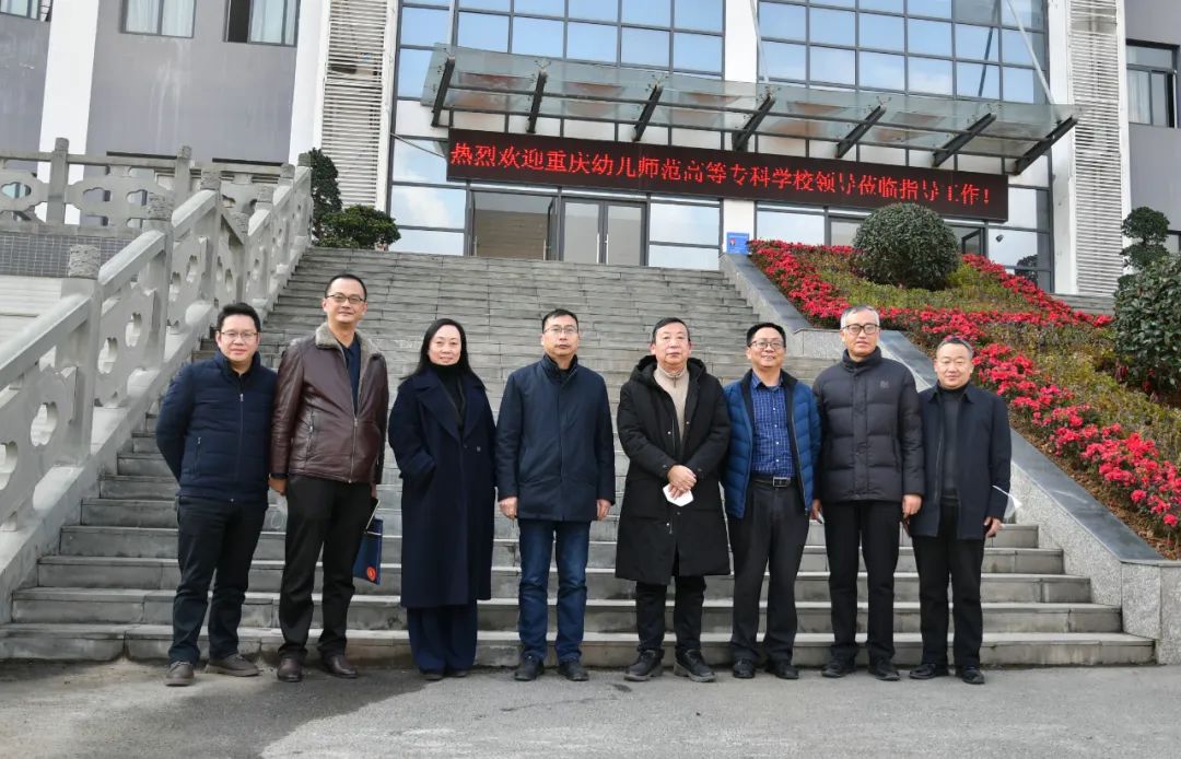 崔耕虎赴巫溪職教中心考察交流，深化合作，共謀發(fā)展