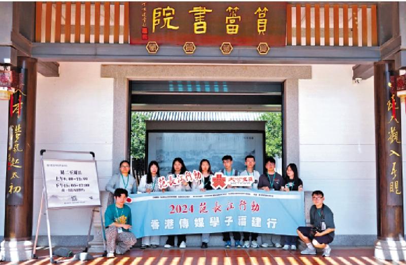 傳承國(guó)學(xué)之美，賡續(xù)文化底蘊(yùn)——孟津雙語(yǔ)學(xué)校舉辦國(guó)學(xué)小名士中華經(jīng)典誦讀大賽