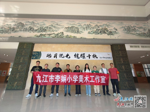 傳承國(guó)學(xué)之美，賡續(xù)文化底蘊(yùn)——孟津雙語(yǔ)學(xué)校舉辦國(guó)學(xué)小名士中華經(jīng)典誦讀大賽
