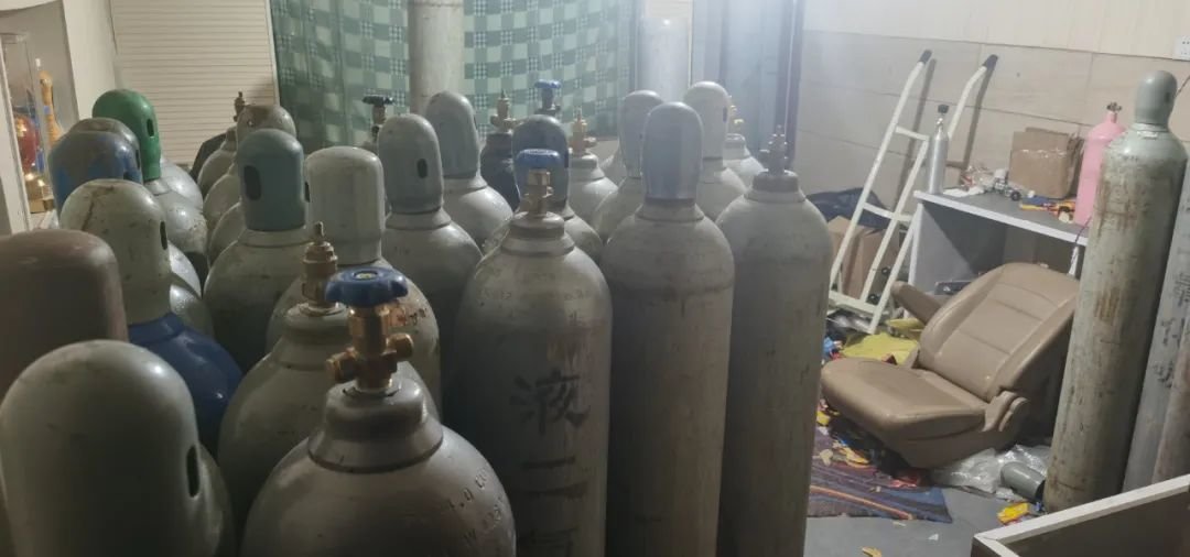 全市笑氣濫用治理工作專題調(diào)研在我院展開(kāi)，市人大進(jìn)行深入調(diào)研