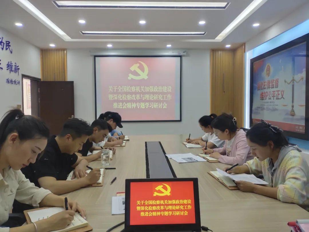 山東省高校思政課專家聽課調(diào)研活動在我院圓滿舉行紀(jì)實
