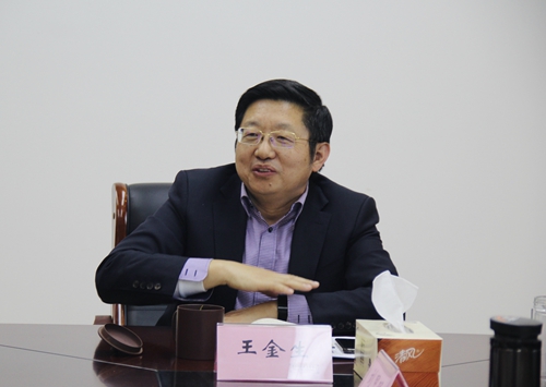 學(xué)院綜合檔案工作調(diào)研，黨委副書記、院長(zhǎng)崔耕虎實(shí)地指導(dǎo)與深化理解
