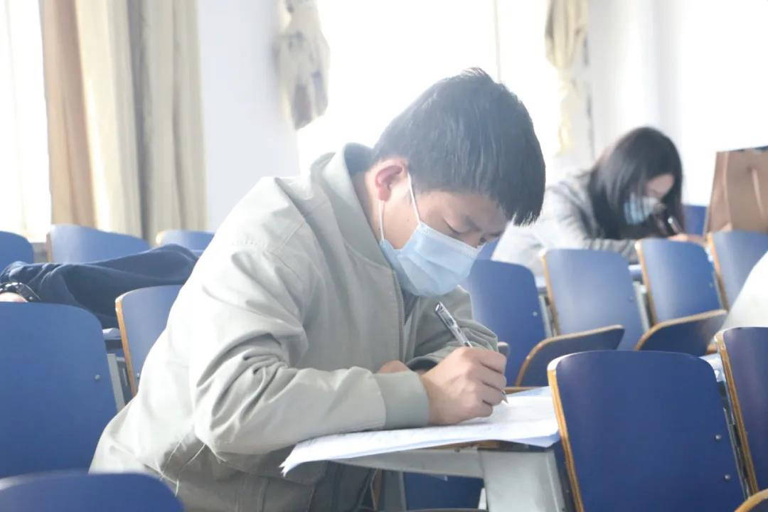 我院高標準高質(zhì)量完成多項社會考試任務