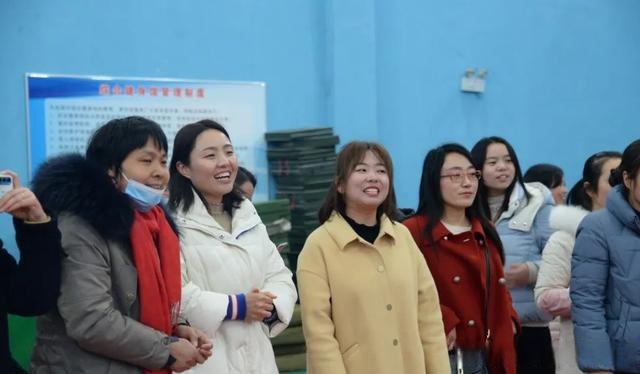 民盟孟津雙語學校職業(yè)技術學院支部開展慶祝三八國際婦女節(jié)心理健康專題活動