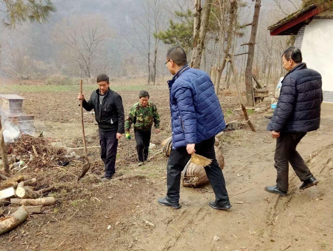 我院學(xué)子積極投身學(xué)雷鋒志愿服務(wù)活動(dòng)