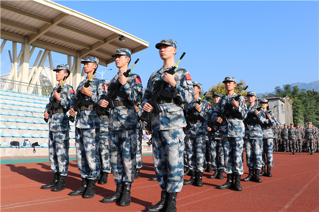 2022年新生軍訓閉訓式，磨礪青春，啟航新征程