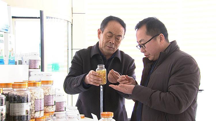 我院教師參加市政協(xié)開展鄉(xiāng)村振興齊魯樣板新路徑新方法調(diào)研活動