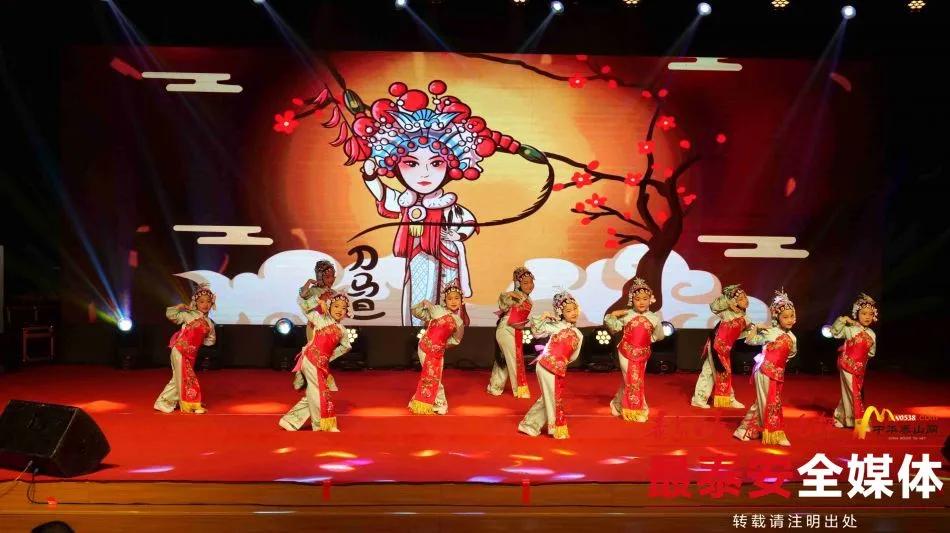 學院與魯普耐特集團校企合作簽約儀式成功舉行，共筑未來教育新篇章，攜手共創(chuàng)輝煌