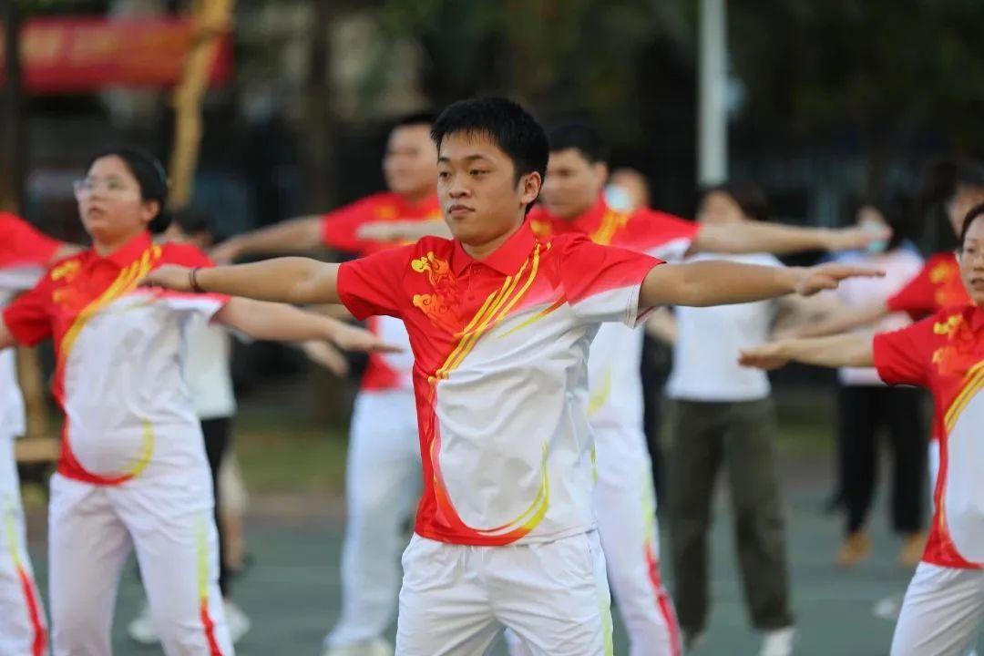 我運(yùn)動(dòng)，我健康——我院組織教職工開展工間操活動(dòng)