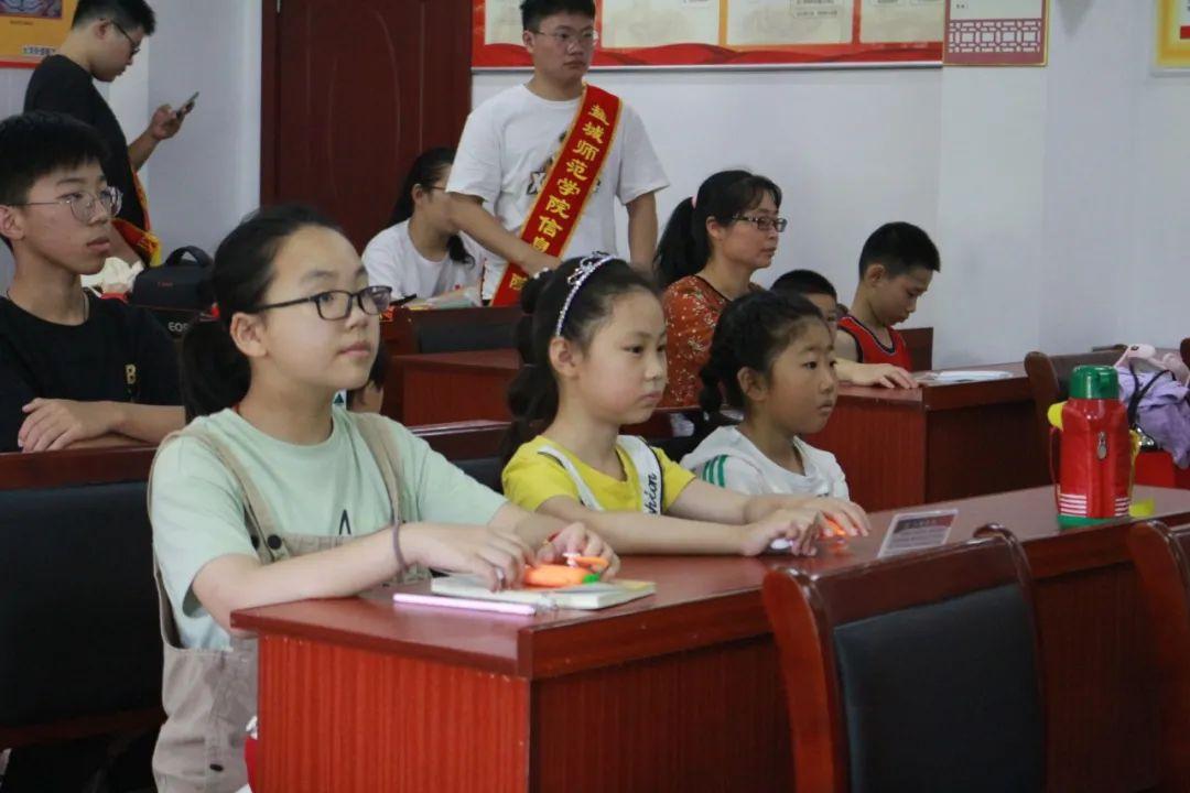 學(xué)院文明創(chuàng)建工作推進(jìn)會，深化文明建設(shè)，共筑美好校園未來